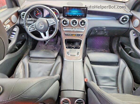 WDC0G8EB3LF702460 2020 MERCEDES-BENZ GLC-CLASS Красный Вид панели приборов