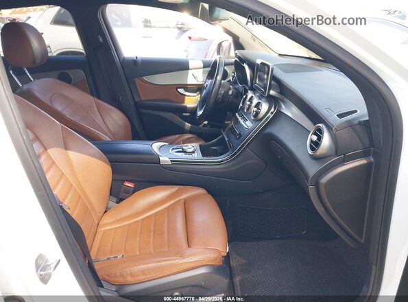 WDC0J4KB1KF501461 2019 MERCEDES-BENZ GLC 300 COUPE White Widok wnętrza z przodu