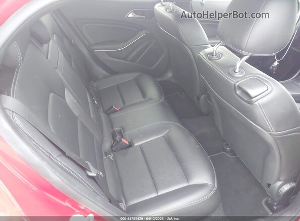 WDCTG4EB3GJ201366 2016 MERCEDES-BENZ GLA 250 Red VIN կոդի պիտակի տեսք