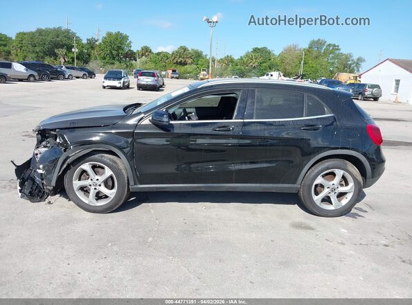 WDCTG4EB3JJ481099 2018 MERCEDES-BENZ GLA 250 Black Սալոնի 360 աստիճան տեսք
