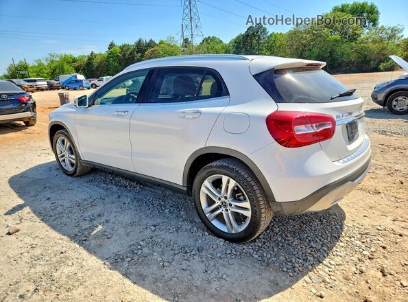 WDCTG4EB3KU004205 2019 MERCEDES-BENZ GLA White Trasero izquierdo