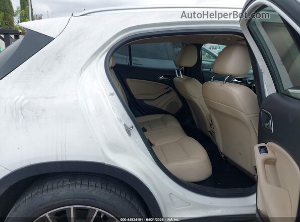 WDCTG4EB3LJ656079 2020 MERCEDES-BENZ GLA 250 White Вид наклейки з VIN-кодом