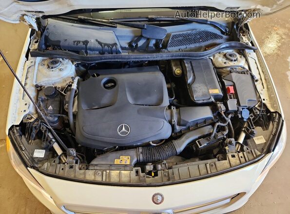 WDCTG4EB7GJ225279 2016 MERCEDES-BENZ GLA White უკანა სალონის ხედი