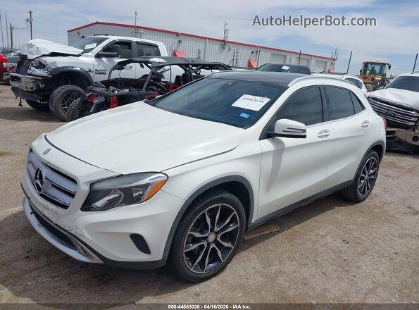 WDCTG4EB7HJ295687 2017 MERCEDES-BENZ GLA 250 White Առջևի ձախ երեք քառորդ տեսարան