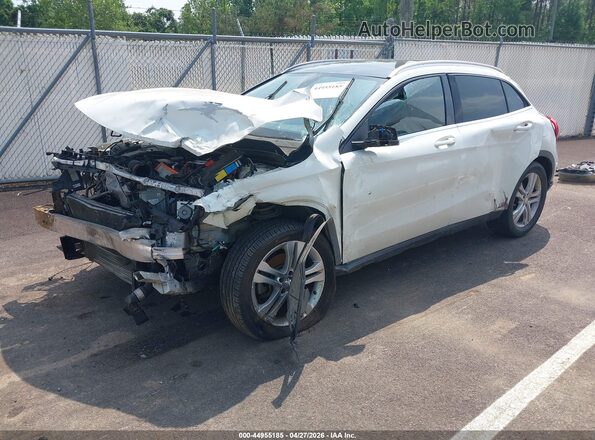 WDCTG4EB8GJ204697 2016 MERCEDES-BENZ GLA 250 White Vista tres cuartos delantera izquierda