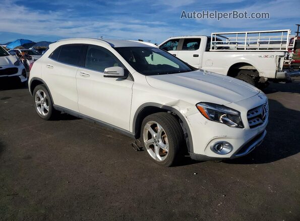 WDCTG4EB8JJ497668 2018 MERCEDES-BENZ GLA Белый Передняя правая четверть