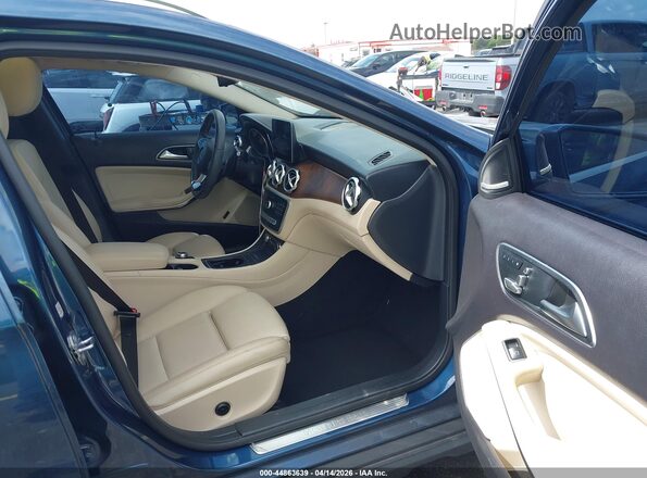 WDCTG4EB9KJ616328 2019 MERCEDES-BENZ GLA 250 Blue Front interior view