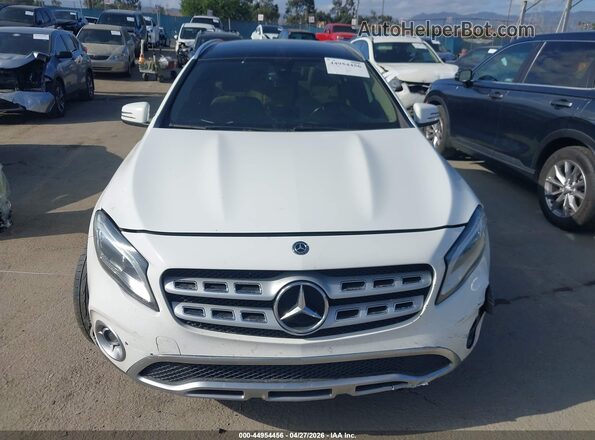 WDCTG4EBXKJ550338 2019 MERCEDES-BENZ GLA 250 White Widok zestawu wskaźników