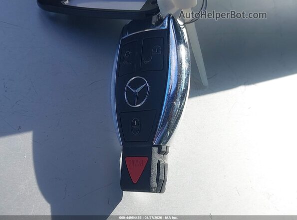 WDCTG4EBXKJ550338 2019 MERCEDES-BENZ GLA 250 White Widok deski rozdzielczej