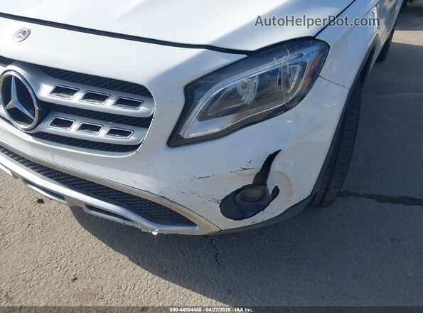 WDCTG4EBXKJ550338 2019 MERCEDES-BENZ GLA 250 White Widok z przodu