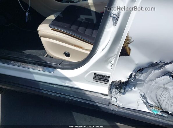WDCTG4EBXKU009594 2019 MERCEDES-BENZ GLA 250 White 
