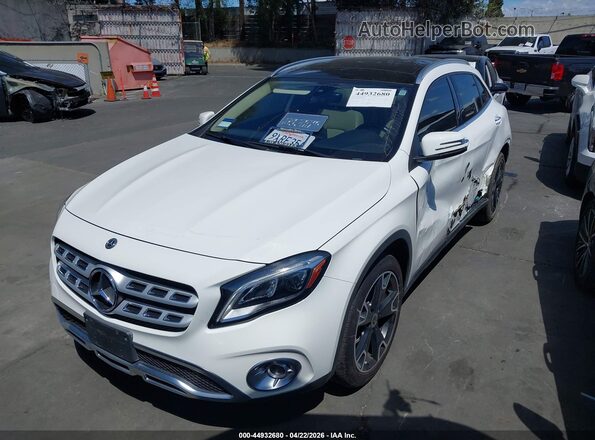 WDCTG4EBXKU009594 2019 MERCEDES-BENZ GLA 250 White Front left