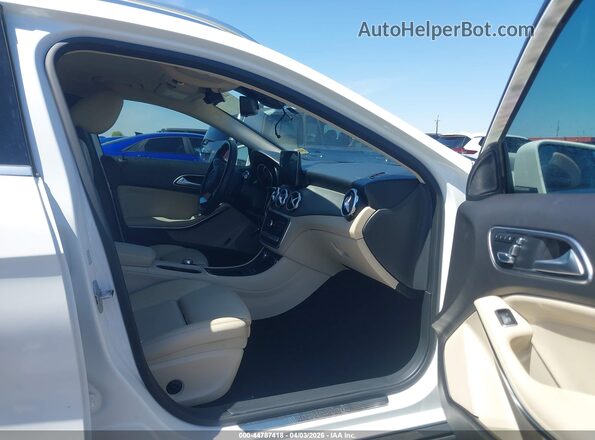 WDCTG4GB2LU027747 2020 MERCEDES-BENZ GLA 250 White Սալոնի դիմացի տեսք