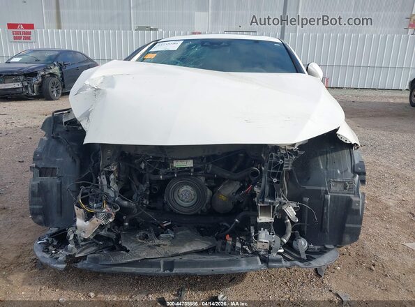 WDD2J5JB2KA040876 2019 MERCEDES-BENZ CLS-CLASS Cream Widok wnętrza z tyłu