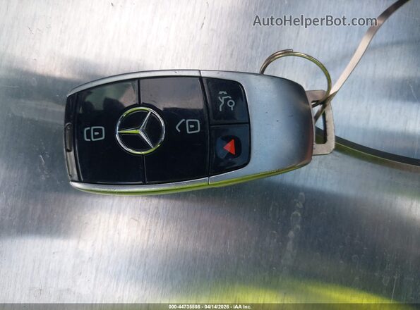 WDD2J5JB2KA040876 2019 MERCEDES-BENZ CLS-CLASS Cream Widok deski rozdzielczej