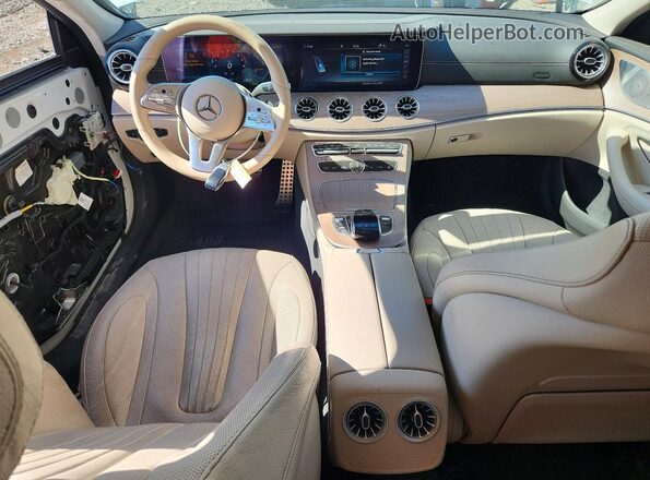 WDD2J5KB3KA028461 2019 MERCEDES-BENZ CLS-CLASS Белый Вид панели приборов