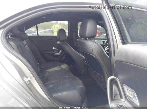 WDD3G4EB0KW024380 2019 MERCEDES-BENZ A 220 Gray Vista de la etiqueta del VIN