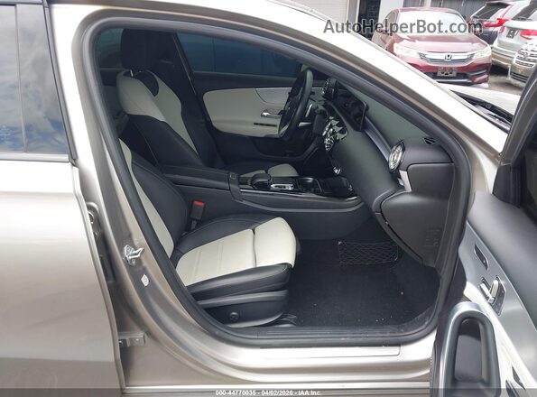WDD3G4EB5KW025329 2019 MERCEDES-BENZ A 220 Gray წინა სალონის ხედი