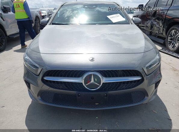 WDD3G4EB6KW023315 2019 MERCEDES-BENZ A 220 Серый Вид задней части салона