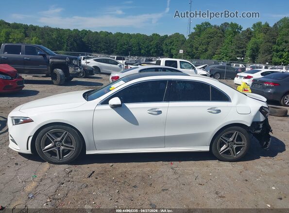 WDD3G4EB7KW035909 2019 MERCEDES-BENZ A 220 White Սալոնի 360 աստիճան տեսք