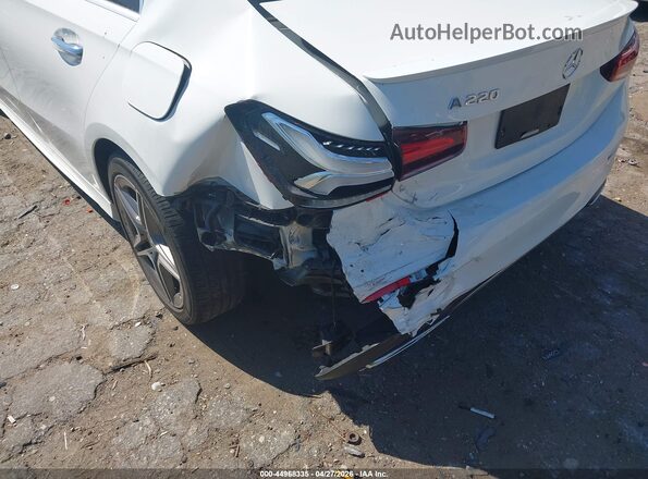 WDD3G4EB7KW035909 2019 MERCEDES-BENZ A 220 White 
