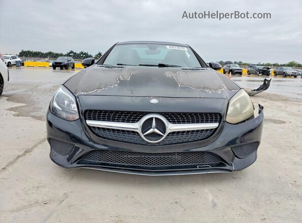 WDDPK3JA8HF140538 2017 MERCEDES-BENZ SLC Black Widok z przodu