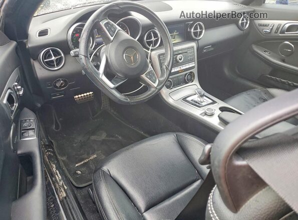 WDDPK3JA9HF138698 2017 MERCEDES-BENZ SLC Blue Առջևի վահանակի տեսք
