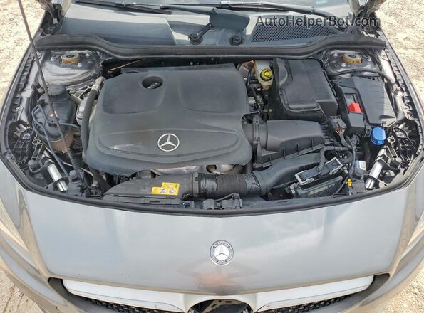 WDDSJ4EB1HN400581 2017 MERCEDES-BENZ CLA-CLASS Gray Widok wnętrza z tyłu
