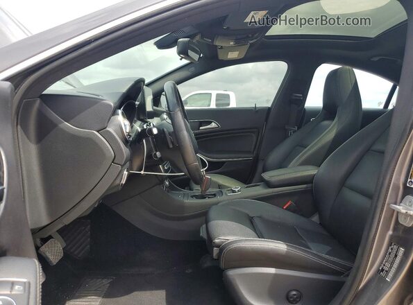 WDDSJ4EB1HN400581 2017 MERCEDES-BENZ CLA-CLASS Gray Widok wnętrza z przodu