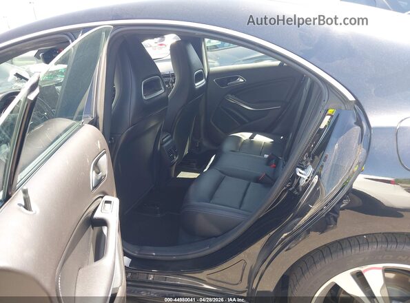 WDDSJ4EB2JN600682 2018 MERCEDES-BENZ CLA 250 Black VIN կոդի պիտակի տեսք