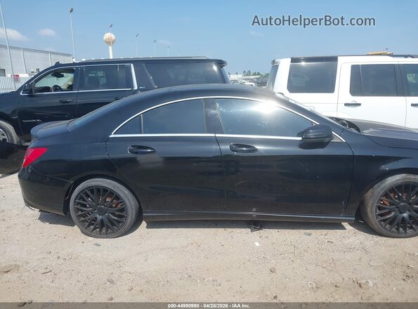 WDDSJ4EB3GN364889 2016 MERCEDES-BENZ CLA 250 Black ხელსაწყოთა პანელის ხედი