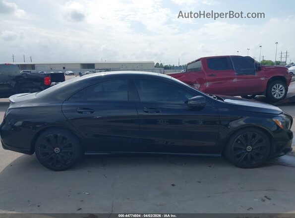 WDDSJ4EB5JN634597 2018 MERCEDES-BENZ CLA 250 Black Rear interior view