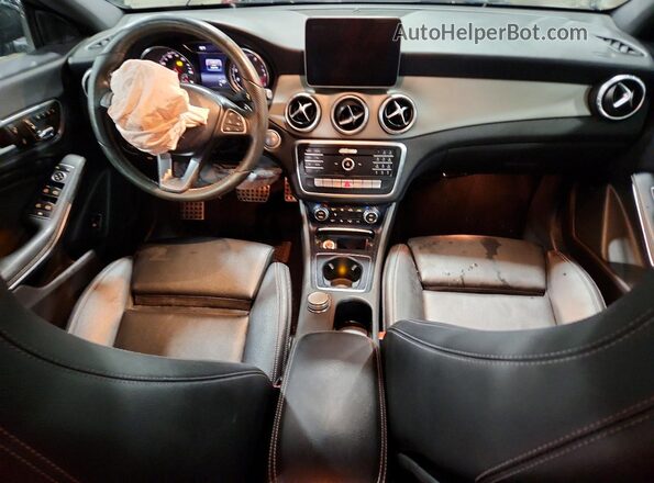 WDDSJ4EB6JN656222 2018 MERCEDES-BENZ CLA-CLASS Black Dashboard view