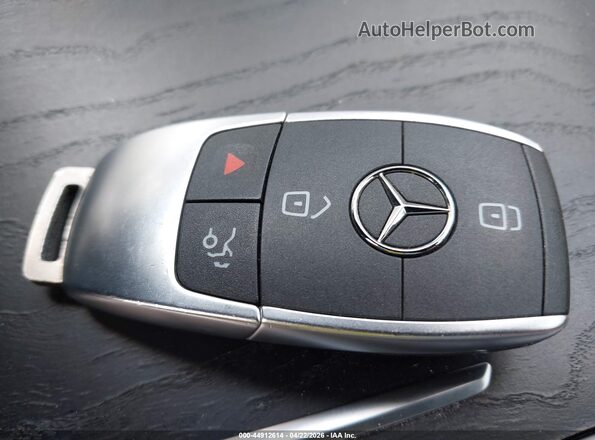 WDDWJ8EB5KF783192 2019 MERCEDES-BENZ C-CLASS Silver Vista del salpicadero