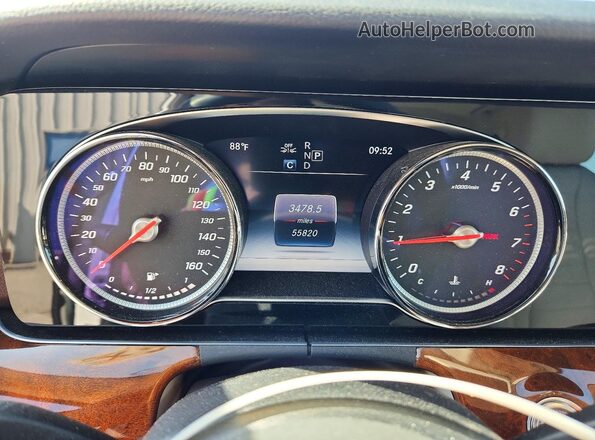 WDDZF4JB6KA653142 2019 MERCEDES-BENZ E White Սարքավորումների վահանակի տեսք