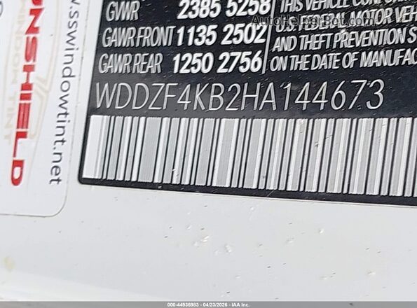 WDDZF4KB2HA144673 2017 MERCEDES-BENZ E-CLASS Black Շարժիչի բաժամունքի տեսք