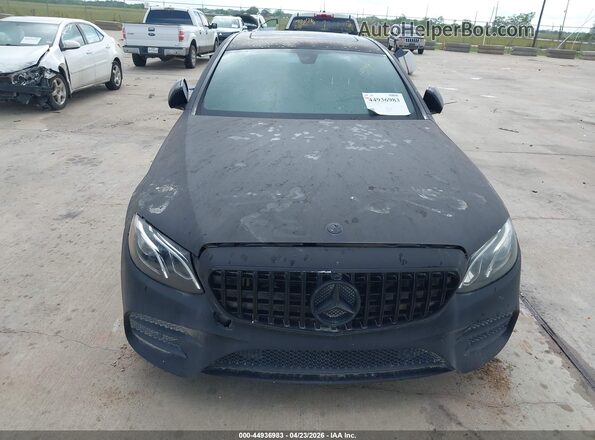 WDDZF4KB2HA144673 2017 MERCEDES-BENZ E-CLASS Black Առջևի վահանակի տեսք