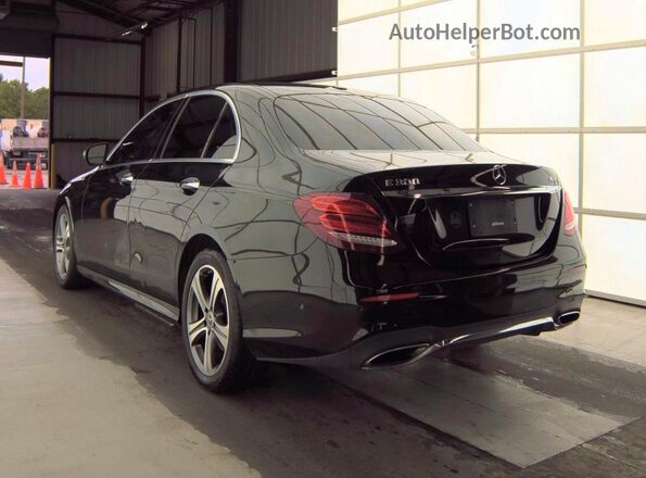 WDDZF4KB2KA573612 2019 MERCEDES-BENZ E Черный Задняя правая четверть