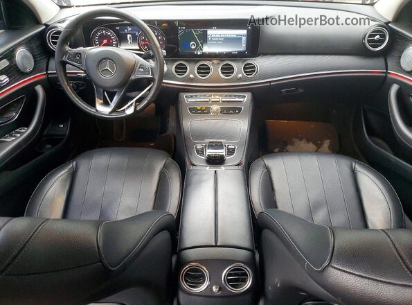 WDDZF4KB6JA365862 2018 MERCEDES-BENZ E Black Widok deski rozdzielczej
