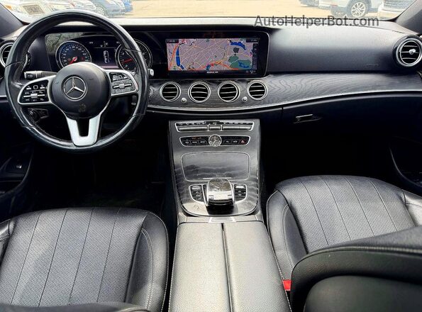 WDDZF4KB8KA573789 2019 MERCEDES-BENZ E Черный Вид щитка приборов