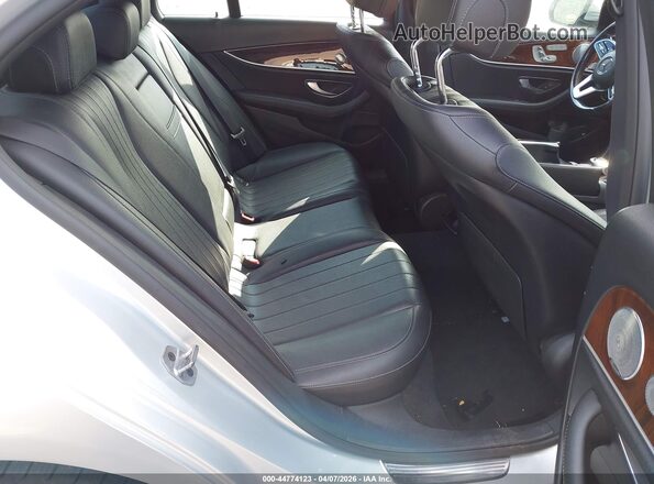 WDDZF4KBXKA506613 2019 MERCEDES-BENZ E-CLASS Silver Vista de la etiqueta del VIN