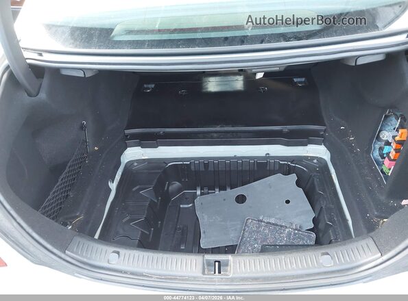 WDDZF4KBXKA506613 2019 MERCEDES-BENZ E-CLASS Silver Vista interior trasera