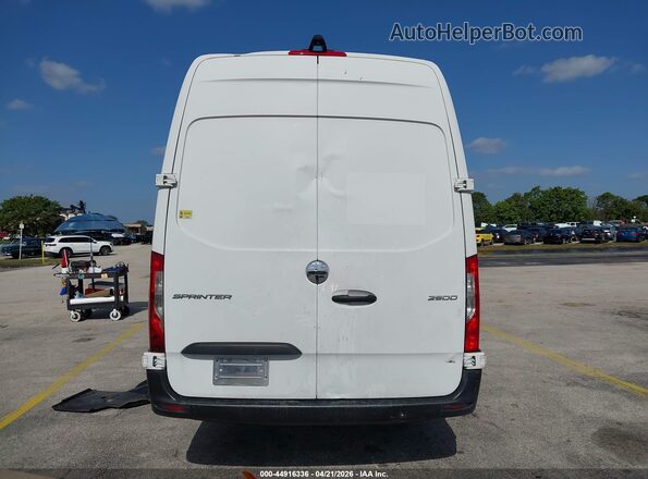 WDRPF1CD4KP157767 2019 FREIGHTLINER SPRINTER 2500 White 