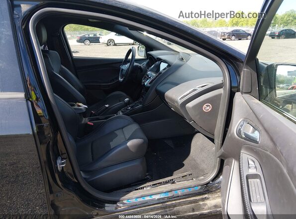 WF0DP3TH7G4114240 2016 FORD FOCUS RS Черный Вид салона спереди