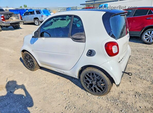 WMEFJ5DA5GK057642 2016 SMART FORTWO Белый Задняя левая четверть