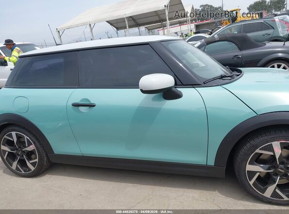 WMW23GD01S2W96066 2025 MINI HARDTOP Зеленый Панорамный вид салона 360°