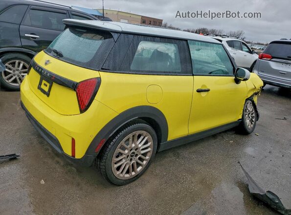 WMW23GD09S2X14278 2025 MINI COOPER Yellow Rear right