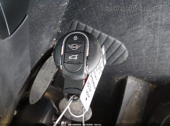 WMW53DH05P2T17549 2023 MINI HARDTOP Blue Dashboard view