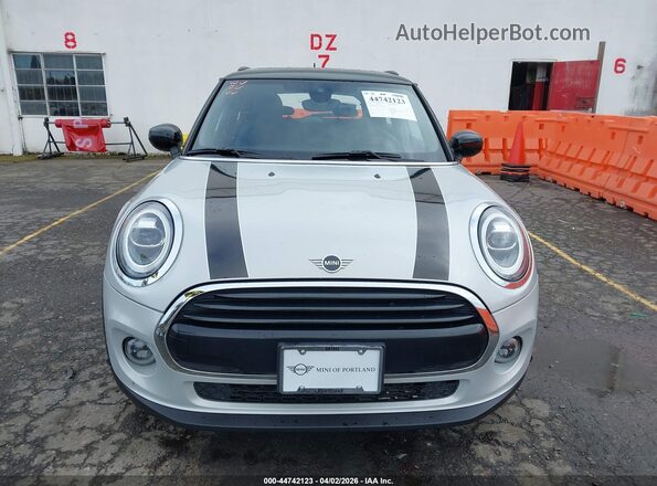 WMWXR3C03L2M05650 2020 MINI HARDTOP Серебряный Вид задней части салона