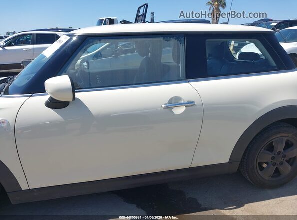 WMWXR3C09L2M62077 2020 MINI HARDTOP White Սալոնի 360 աստիճան տեսք